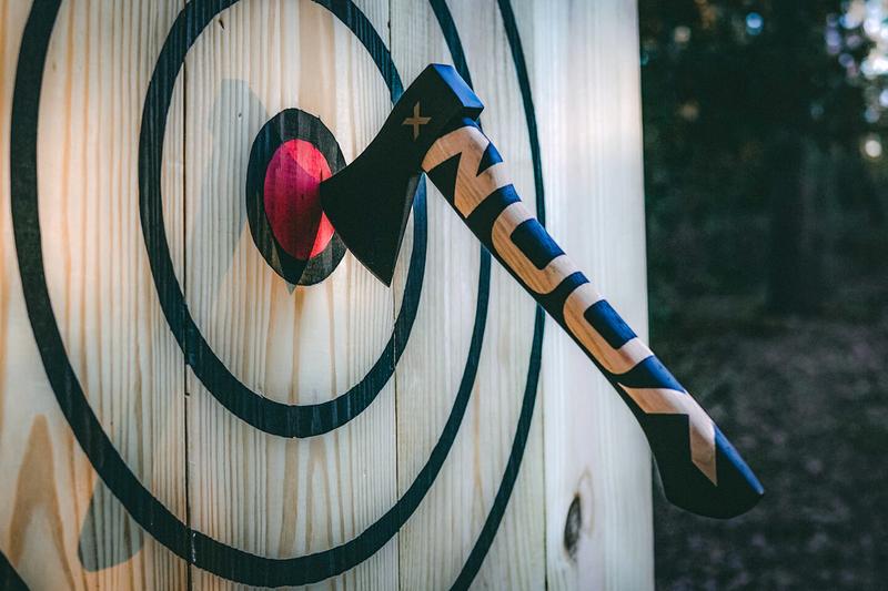 Axe throwing is one of 2022's hottest trends- and it has HUGE opportunities for outdoor retailers! - WOOX